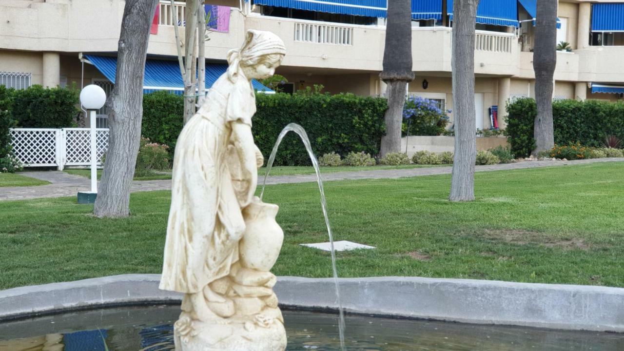 Golf Coast Los Alamos, Primera Linea De Playa Торремолинос Экстерьер фото